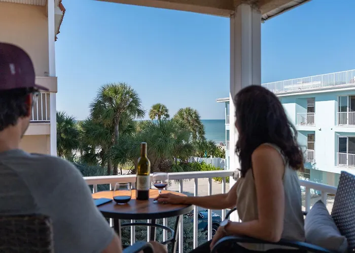 Direct Gulf Front Condo, Private Balcony, Heated Pool, Walkable Indian Rocks Clearwater Beach
